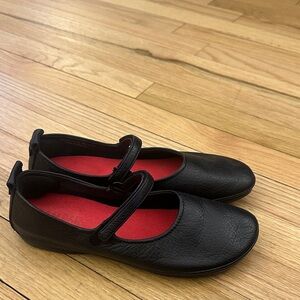 Camper Black Leather Right Nina Mary Jane Flats